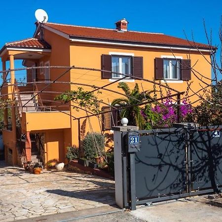Apartments Ellen Banjole Luaran gambar