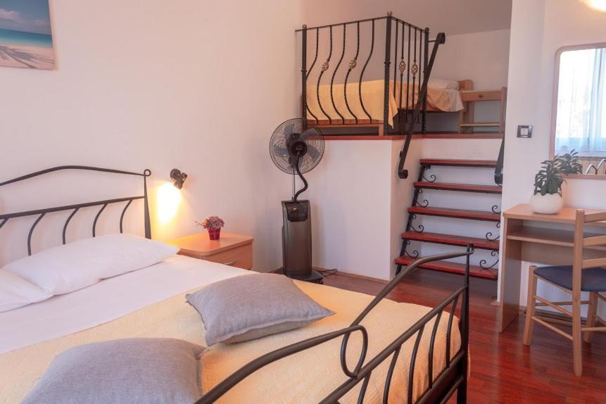 Apartments Ellen Banjole Luaran gambar