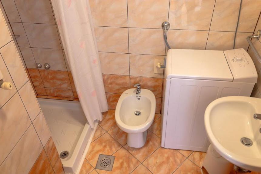 Apartments Ellen Banjole Luaran gambar